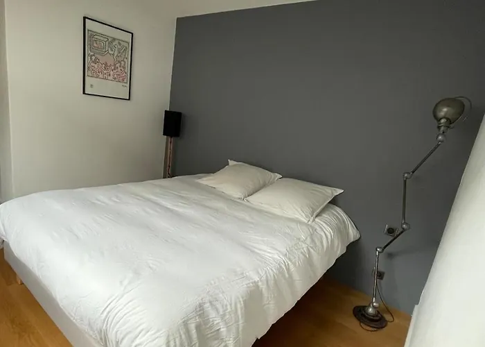 Très Beau Duplex, 2 Chambres, Parking Privé, à 5 Minutes Appartamento